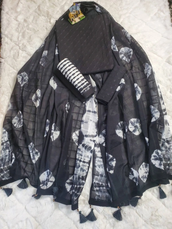 Premium Chickenkari Batik Unstitched Black 3-Piece Dress with 5-Haat Namazi Dupatta